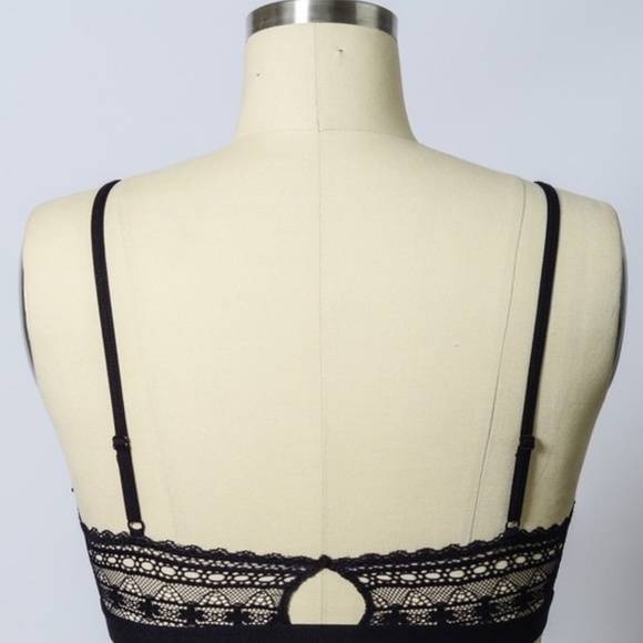 🆕 Wanderlust - Black Strappy Lace Bralette - Picture 5 of 6